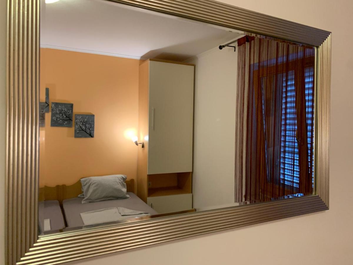 4mios Apartment *