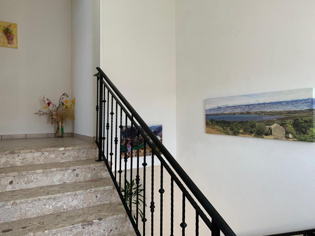 Apartment 4mios Razanac