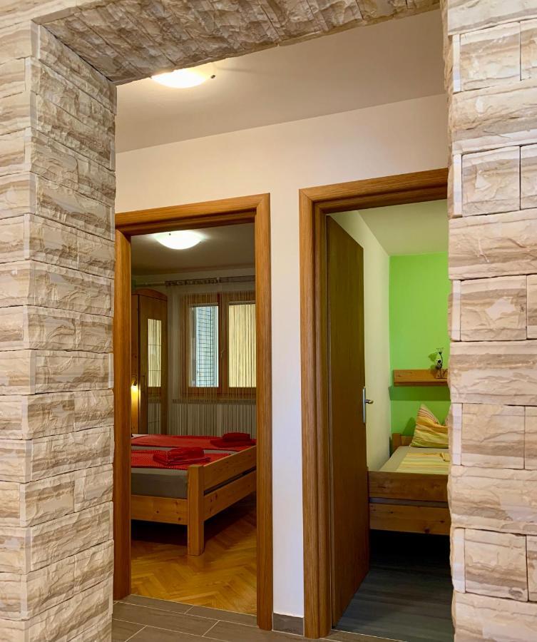 Apartment 4mios Razanac